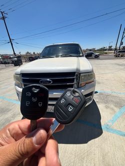 Llaves de autos / car keys and remotes