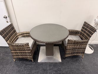 Patio furniture table and chairs