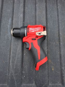 M12 12V Lithium-Ion Subcompact Brushless Cordless 3/8 in. Drill Driver (Tool-Only)