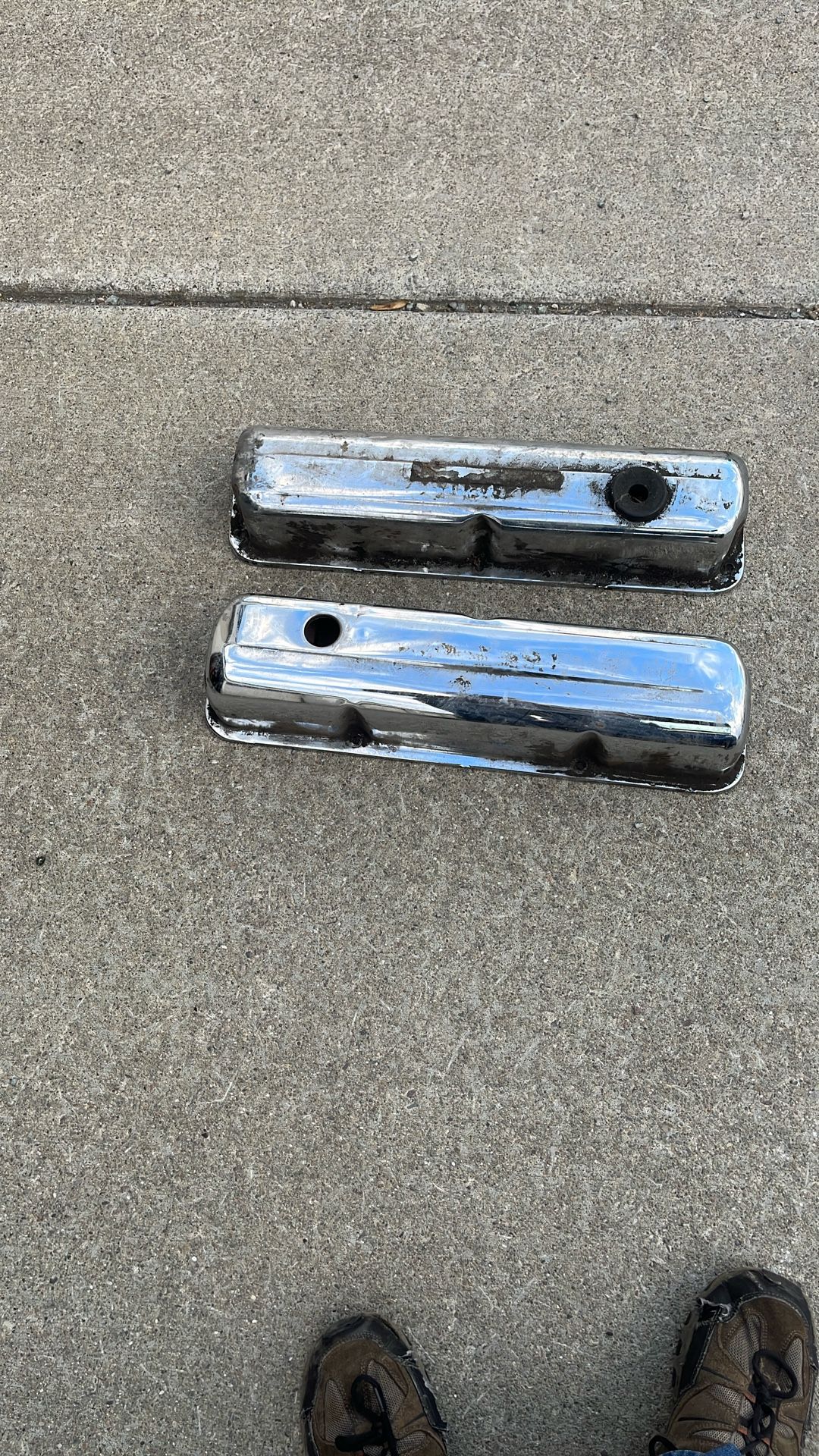 Ford 390 Valve Covers