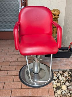It's a beautiful barber chair
