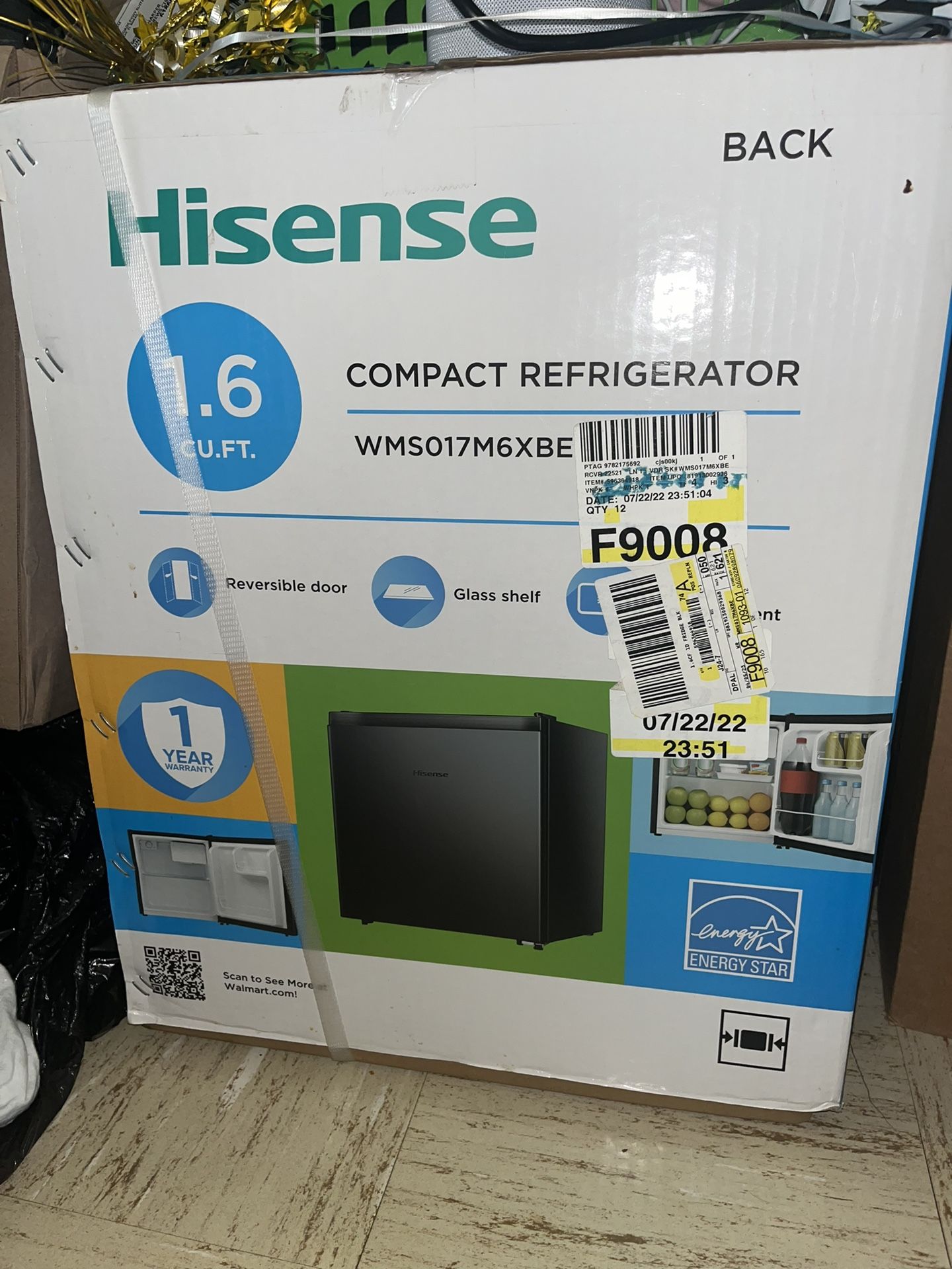 Hisense - Mini Fridge