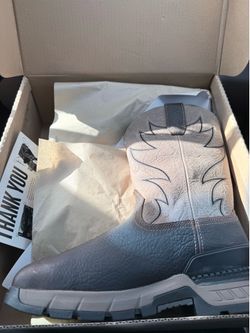 Men’s work boots