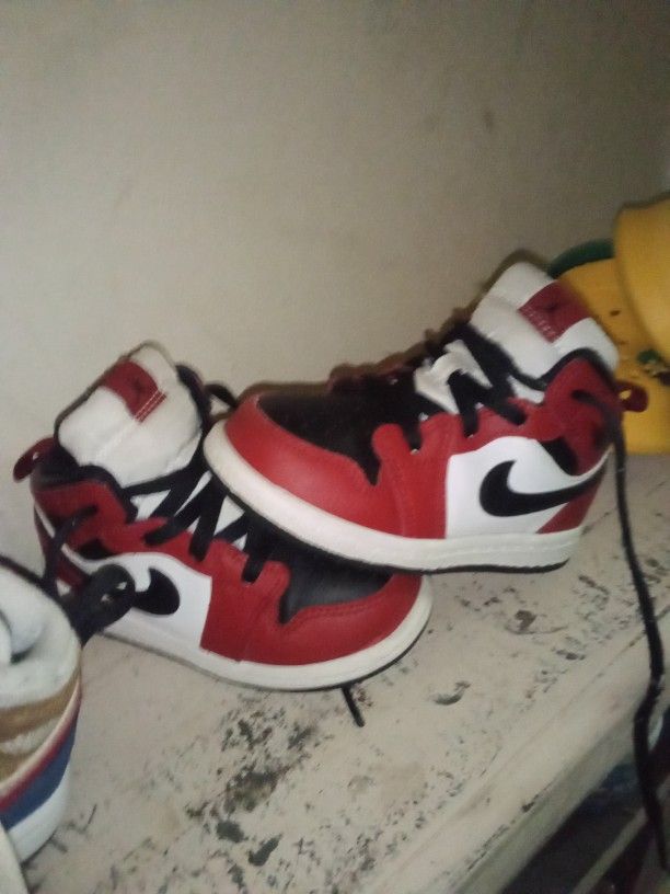 Jordan Retro 1s