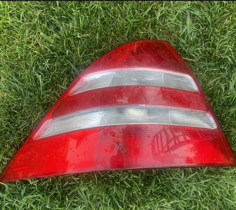 Mercedes Benz tail light 1998/2005