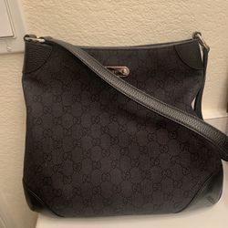 Black Gucci Hobo Purse