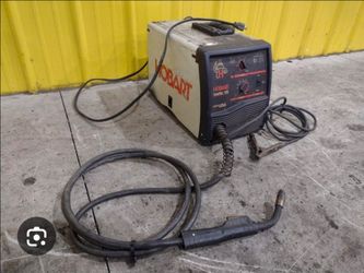 Mig welder Hobart 135 handler