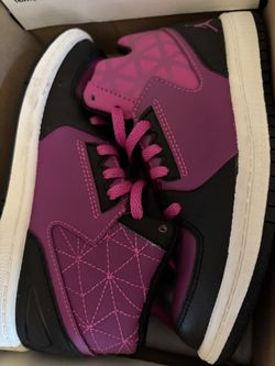 40$ GIRLS 12C TODDLER JORDANS NEW