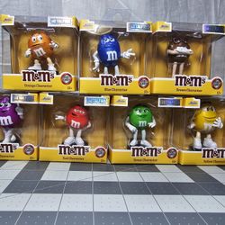 Complete Set of 7 Jada Diecast Metal M&M Metalfigs