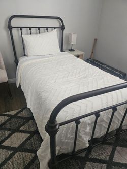 Twin bed for sale