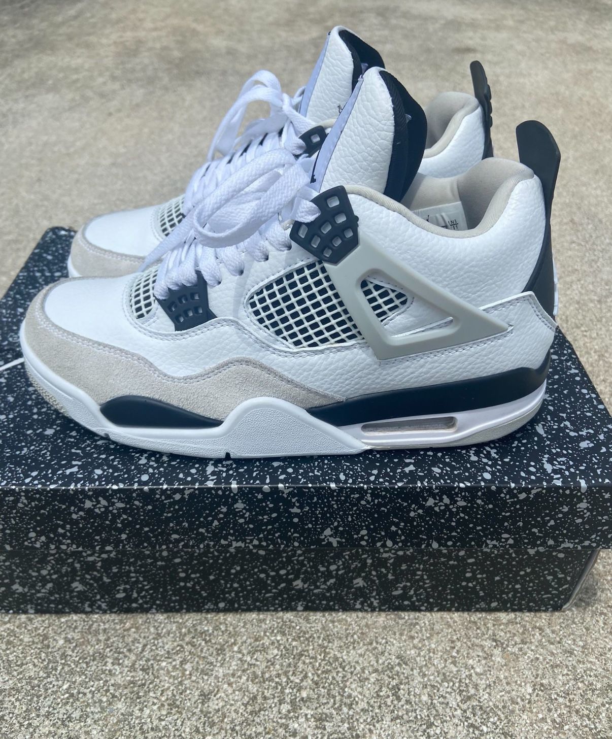 Jordan 4 Retro military Black men’s Size 7