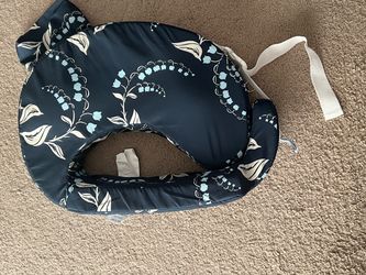 Nursing pillow