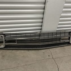 1974 Dodge Van Tradesman B100 Original Grill