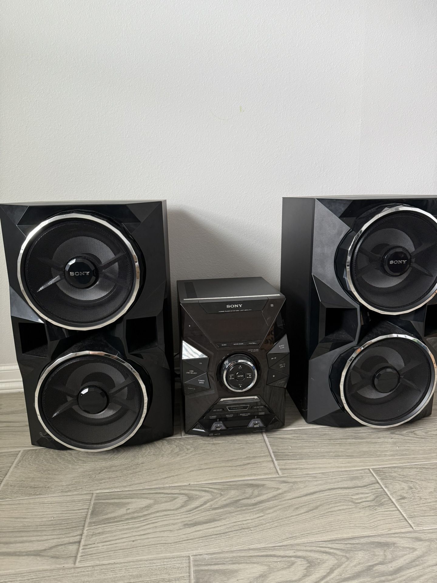 Sony LBT- GPX77 Rare Bluetooth Stereo System 