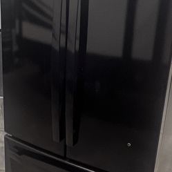 GE Refrigerator