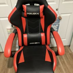 Deluxe Gamer Chair 