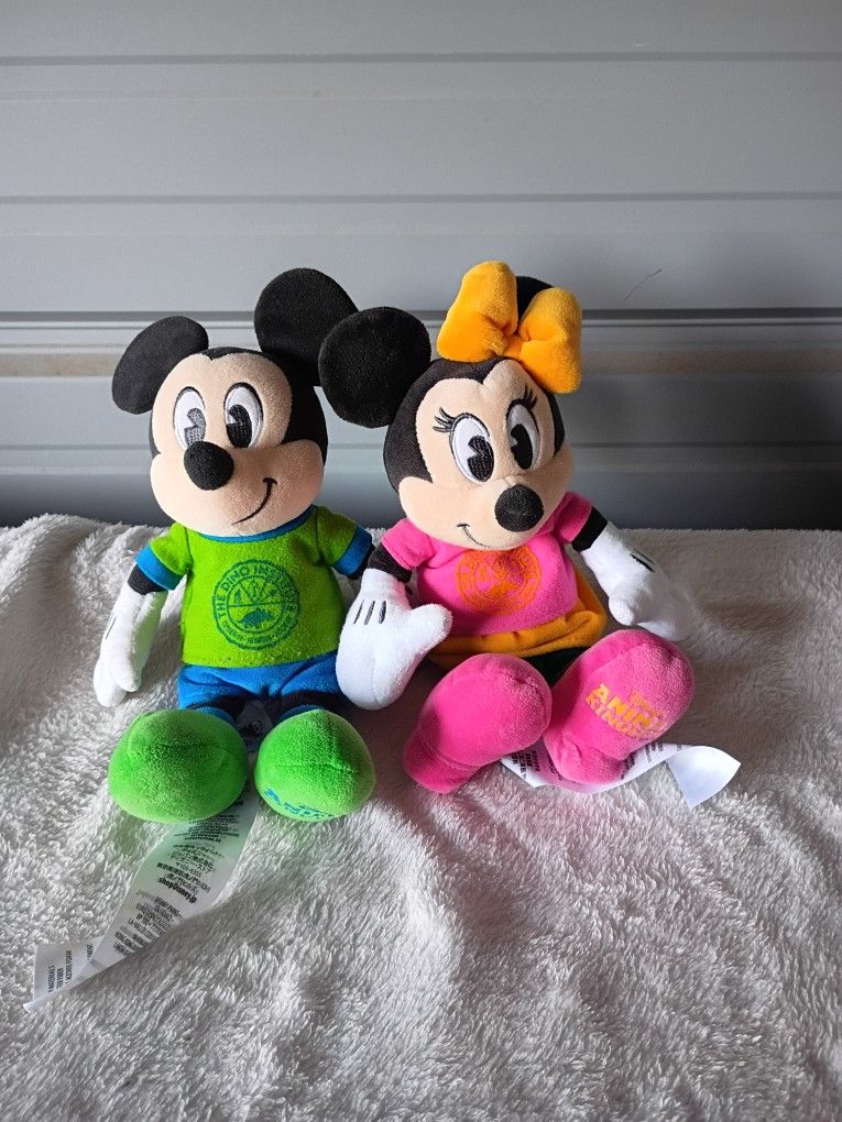 Disney Parks Animal Kingdom Dino Institute Mickey & Minnie Mouse Plush Set 15"