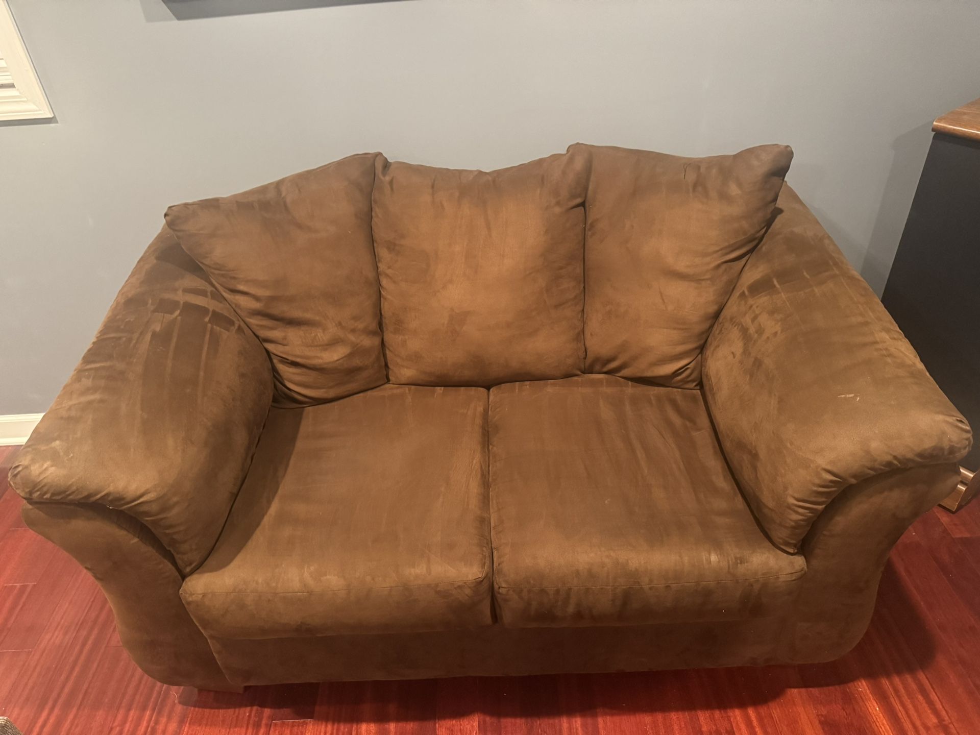 *MOVING SALE* Sofa Set for Sale.