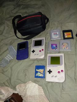 Original gameboy (2) Gameboy color (1)