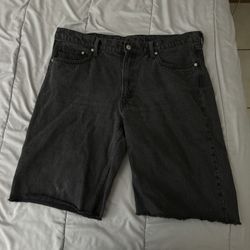 black baggy jorts