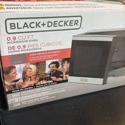 Black and Decker Microwave Oven .9 Cu.ft.