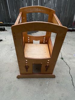 We need den toddler standing tower