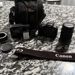 📸 Canon R100 Camera Bundle – Excellent Condition – Perfect for Photo & Video! $680 obo
