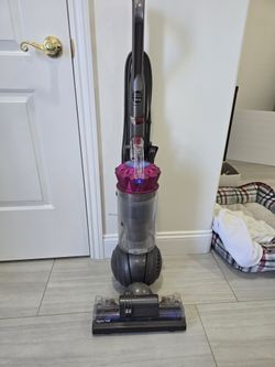 Used Dyson Ball Vacuum-Excellent Condition
