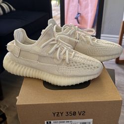 Yeezy Boost 350 V2