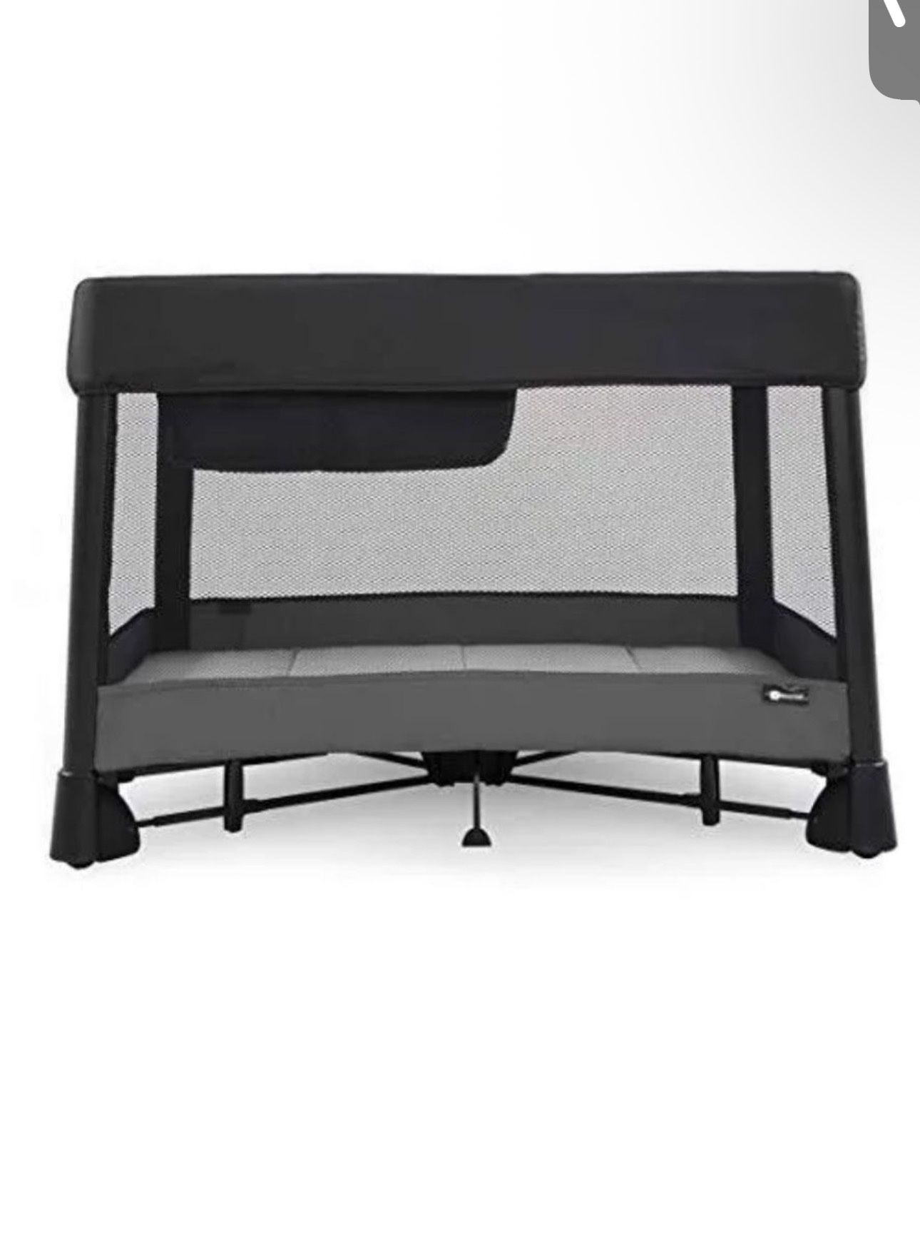 4MOMS Brand Portable travel playard/ playpen Includes removable bassinet, changing station, and travel bag