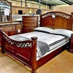 Leahlyn Warm Brown Bedroom Set Queen or King Bed Dresser Nightstand Mirror Chest Option 
