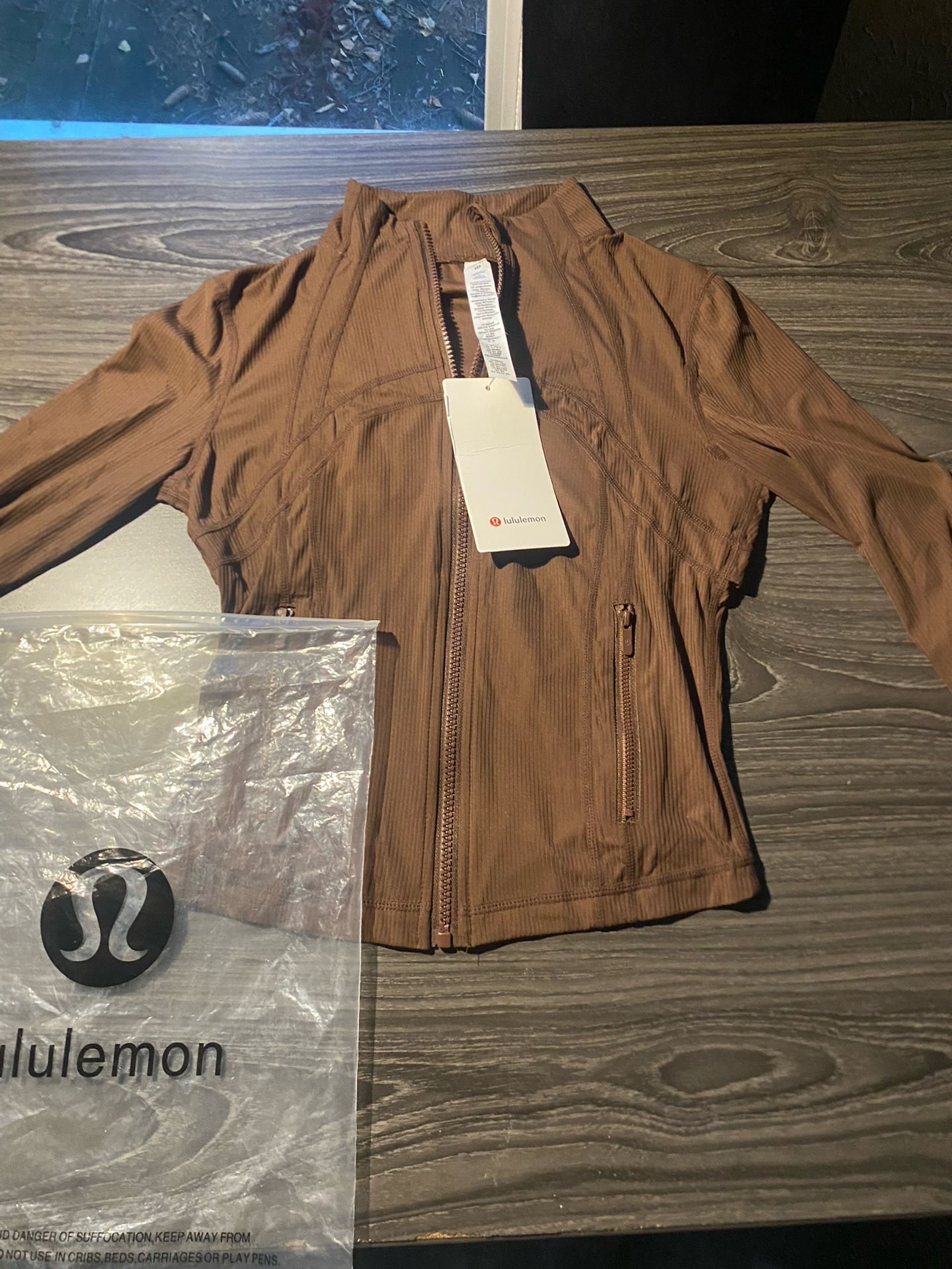 BROWN LULULEMON NYLON JACKET
