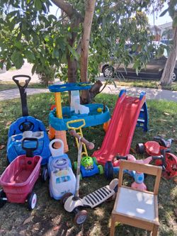 Toys for kiddos used condition price vary per item or best offer south la 90043 Slauson ave /western se habla spanish para preguntas