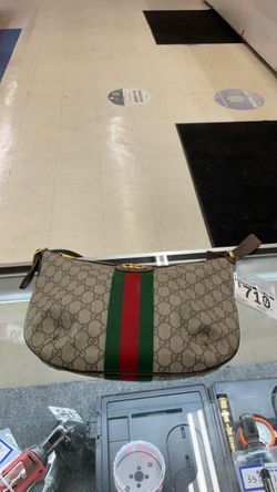 Gucci purse