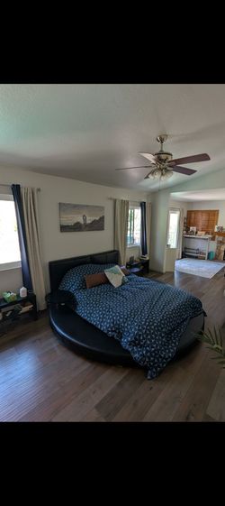 Queen round leather platform bed frame