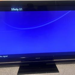 Vizio 43" & Sony 52" TV Price For Two Tv