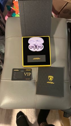 Lamborghini headphones
