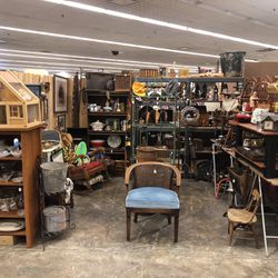 Vintage and antique collectibles, Western Art, Furniture and more!
