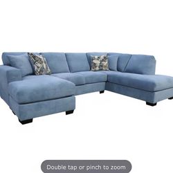 Sofa In Excellent Condition 