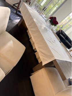 ✨ Restoration Hardware Gage Dining Table – Seats 8 ✨