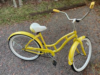Schwinn Women’s Beach Cruiser