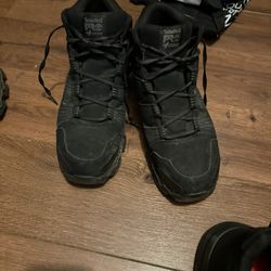 Steel toe work boots