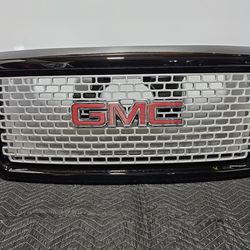GMC Sierra 2(contact info removed) OEM Grille Assembly