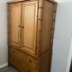 Armoire