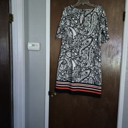 ILE NEW YORK  SIZE  14   NEW ORIGINAL PRICE  $59.