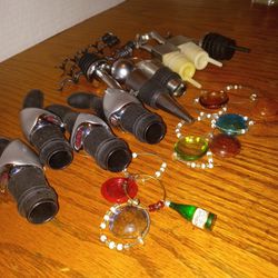 (22) MixedPiece Wine / Whiskey Bottle Stoppers
