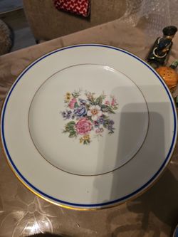 Rare Charles ahrenfeldt death plates at salad plates