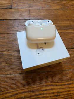 🔥 Apple AirPods Pro 3 – Lightly Used – $125 FIRM 🔥