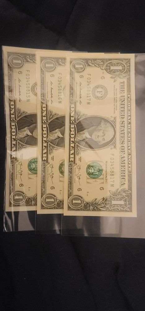THREE UNCIRCULATED 2013 Consecutive $1 BILL, UNC FRN REAL Banknote  US DOLLAR