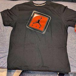 Nike Air Jordan J’s Hang Tag T-Shirt, Style #547658-010, Sz XL, Black